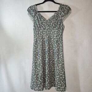 WALLFLOWER Sz L Green Floral Milk Maid Dress ALine Smock Back Cap Sleeve